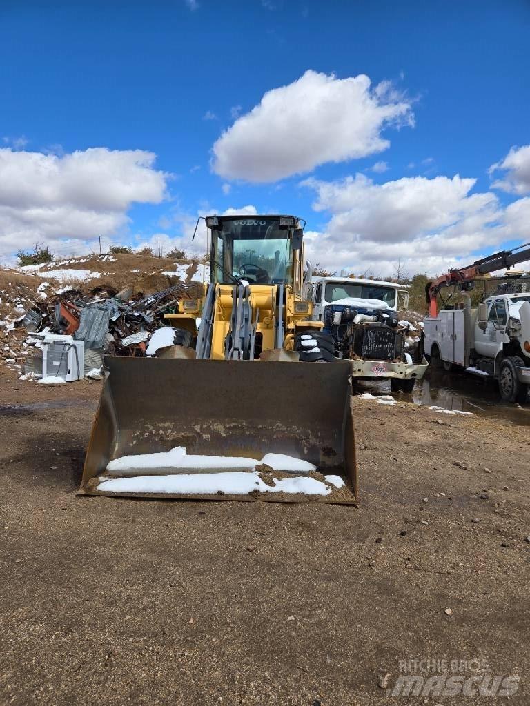 Volvo L 70 C Gumikerekes homlokrakodók