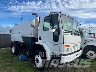Freightliner FC 80 Utcaseprő teherautók