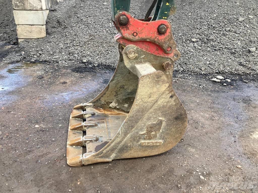 Komatsu PC138US-11 Lánctalpas kotrók