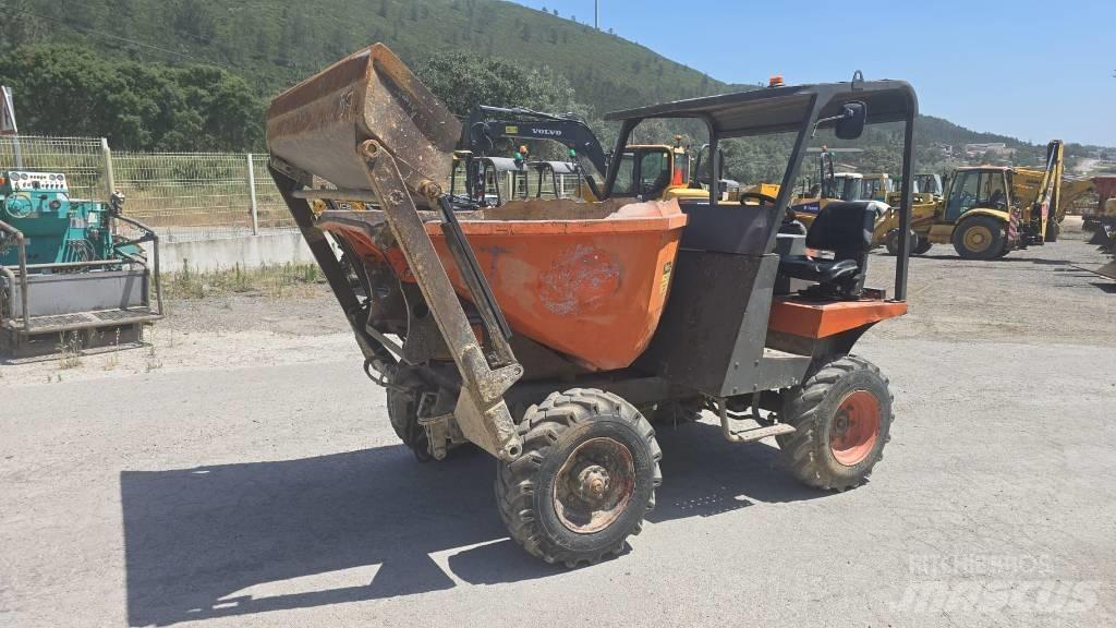 Ausa D 250 Mezei dömperek