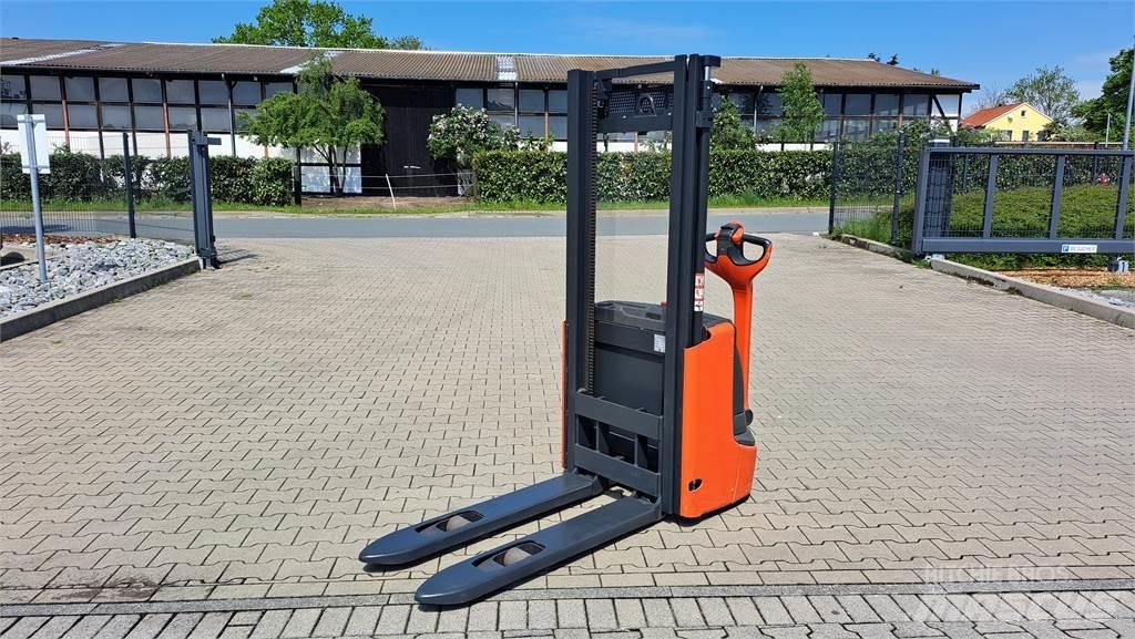 Linde L12- BR1172 Gyalogkíséretű targonca