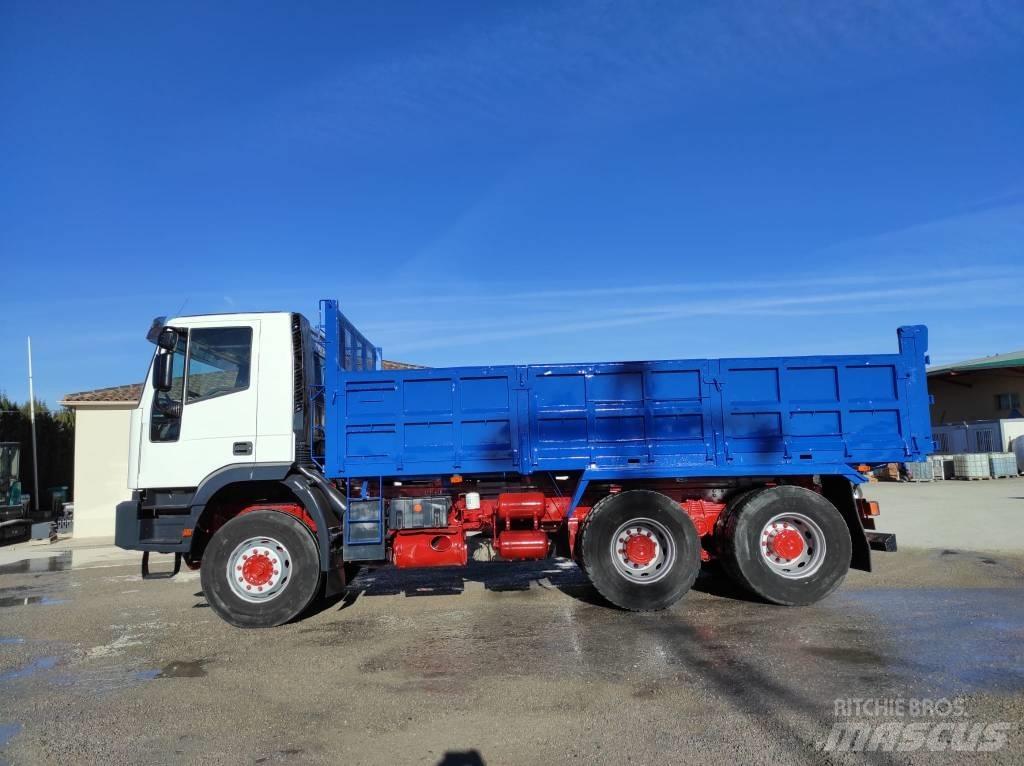 Iveco MP260 E35H Billenő teherautók