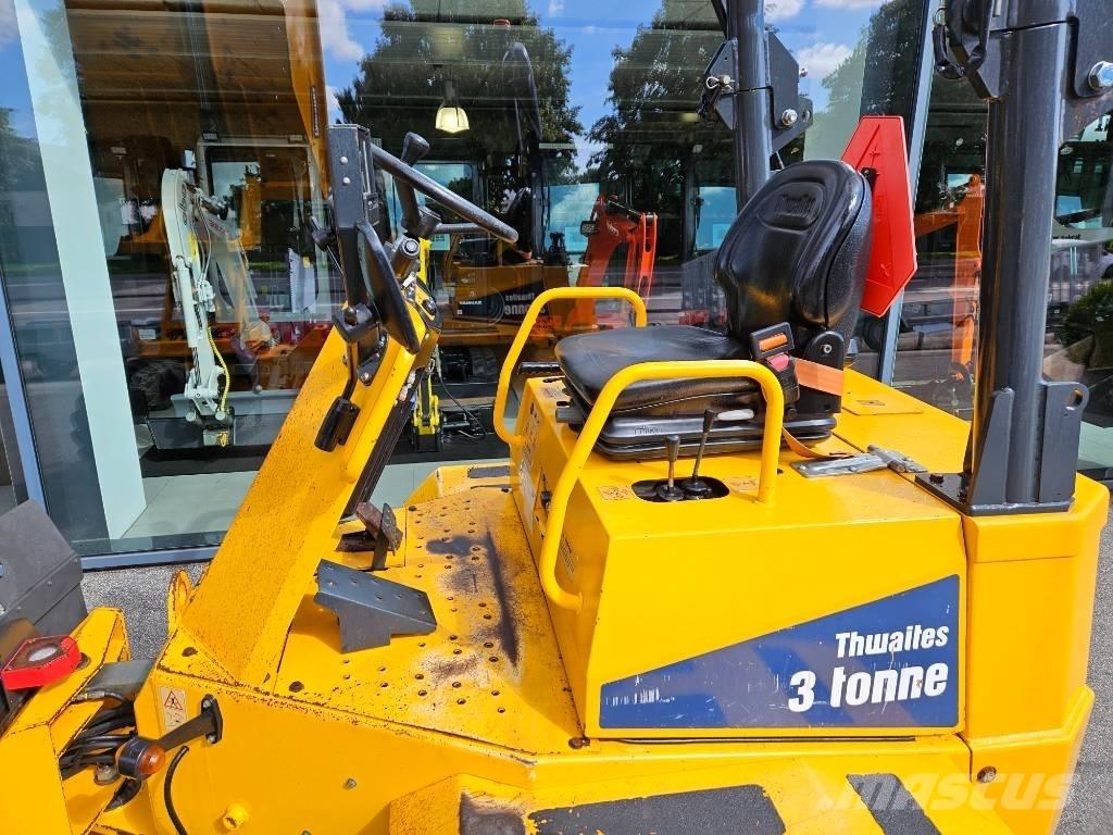 Thwaites 3 tonne Mezei dömperek