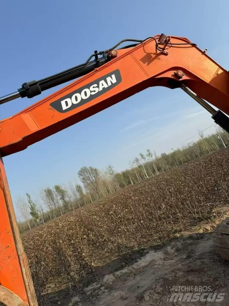 Doosan DX 75-9 C Lánctalpas kotrók