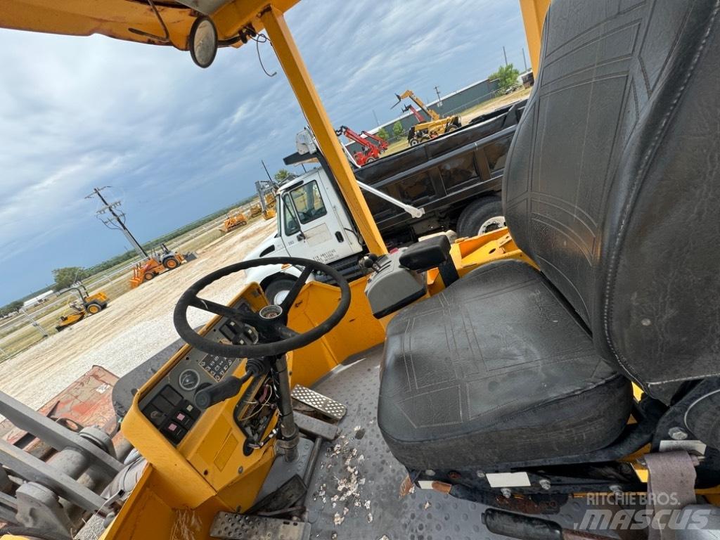 Volvo L 70 D Gumikerekes homlokrakodók
