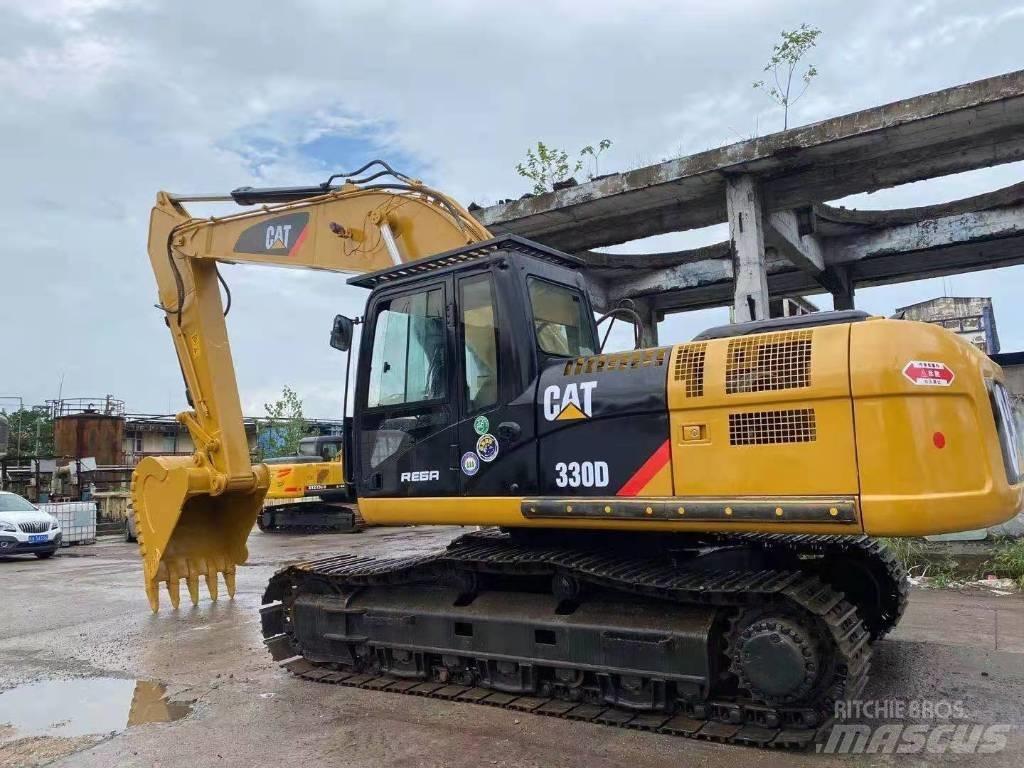 CAT 330 D Lánctalpas kotrók