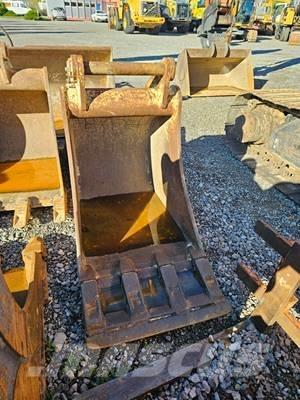 CAT M 322 D Gumikerekes kotrók