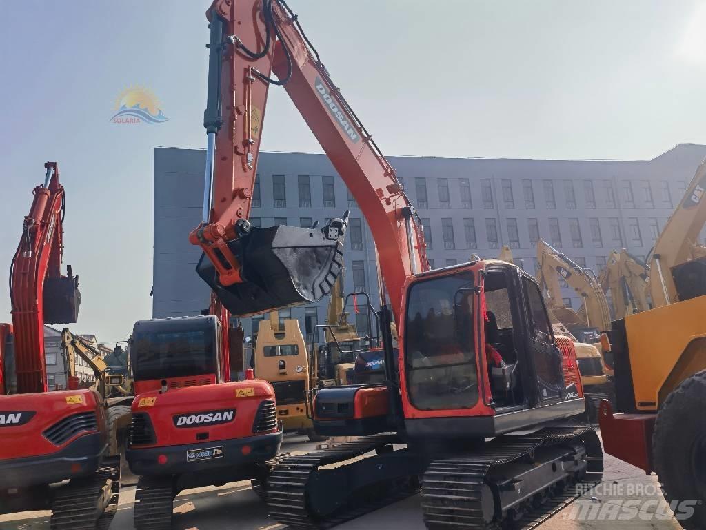 Doosan DX 140 LC Lánctalpas kotrók