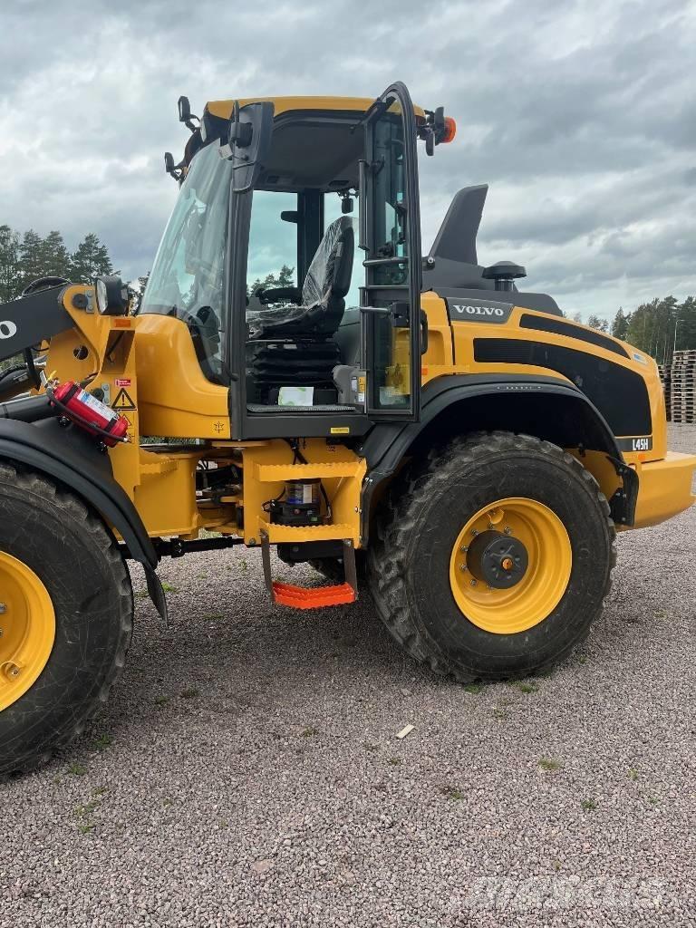 Volvo L 45 H "SÅLD" Gumikerekes homlokrakodók