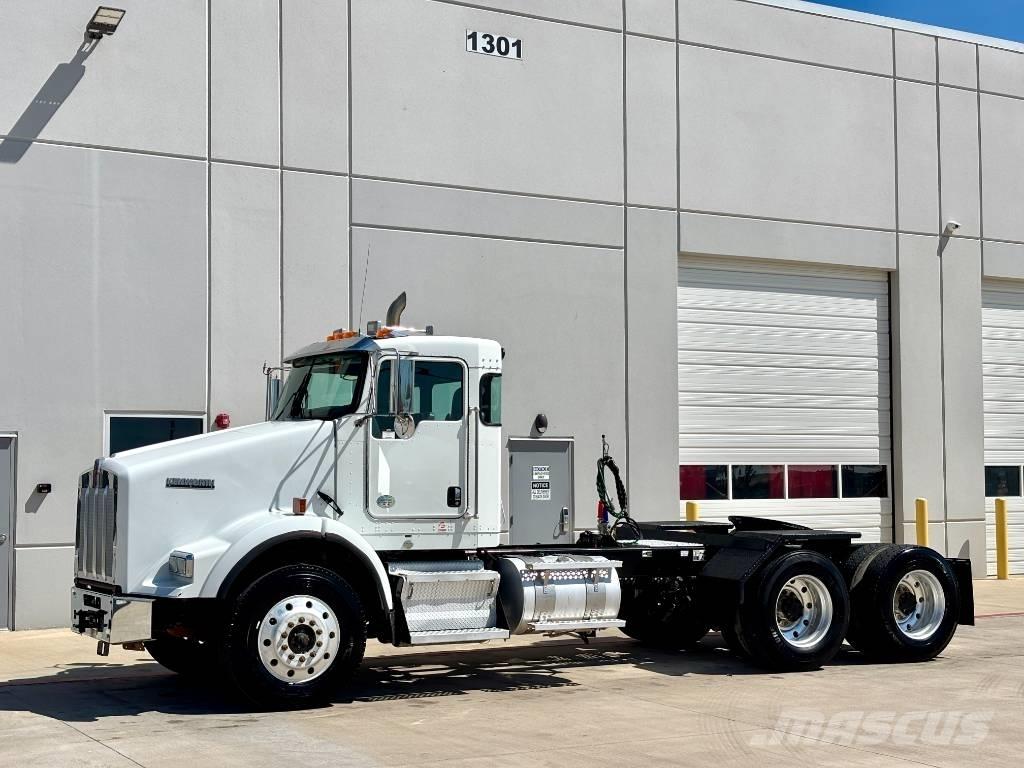Kenworth T 800 Nyergesvontatók