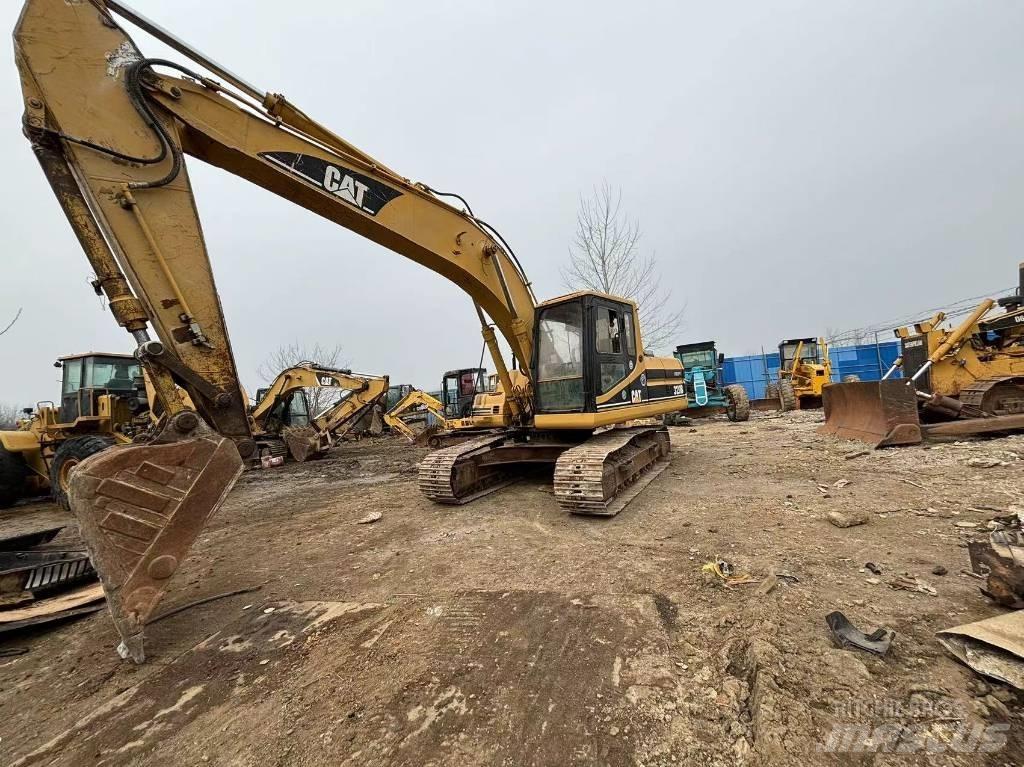 CAT 320 B L Lánctalpas kotrók