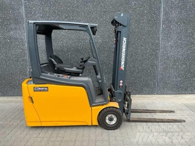 Jungheinrich EFG 218 Elektromos targoncák