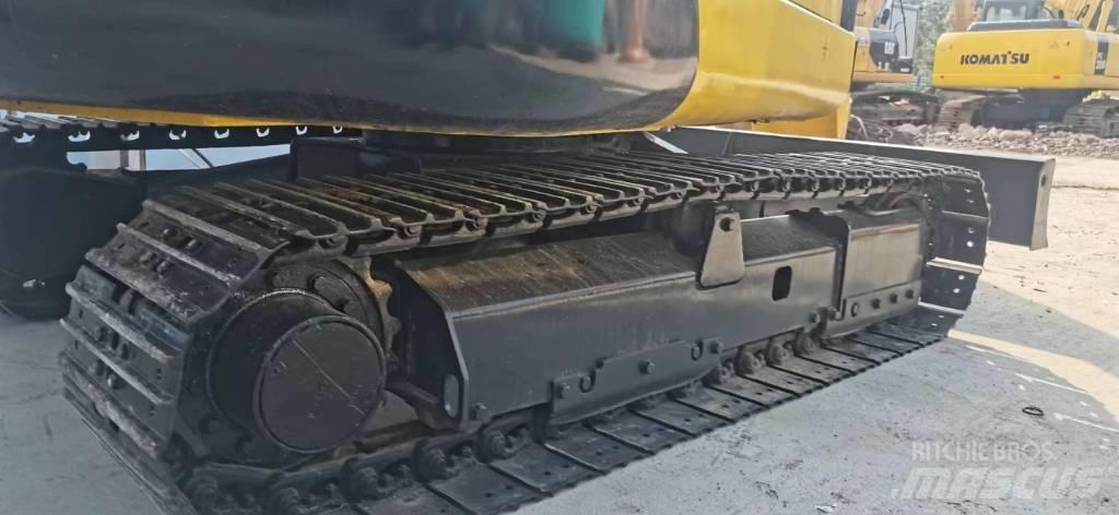 Komatsu PC 56-7 Lánctalpas kotrók