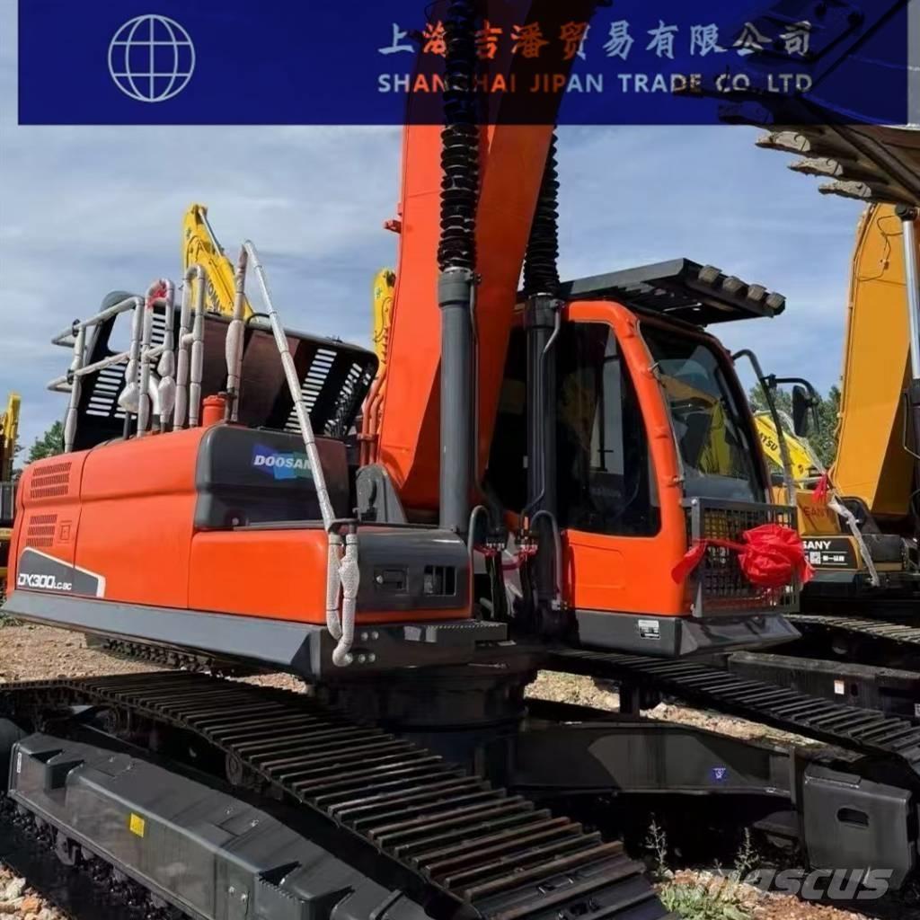 Doosan DX 300 Lánctalpas kotrók