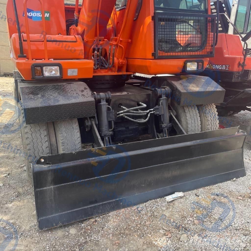 Doosan DH150W-7 Gumikerekes kotrók