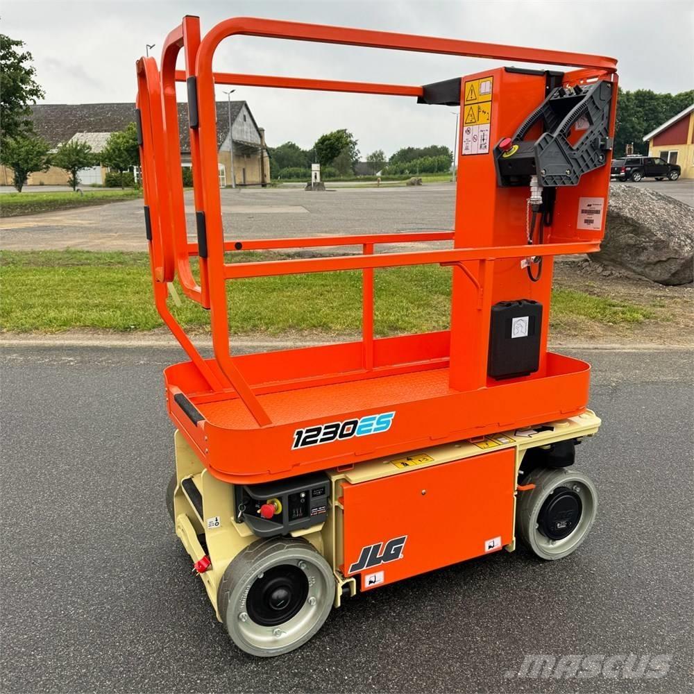 JLG 1230 ES Személyemelők