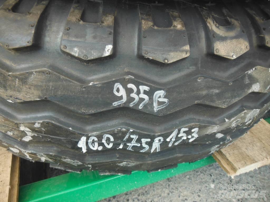 TIANLI 10.0/75R15.3 Gumiabroncsok, kerekek és felnik