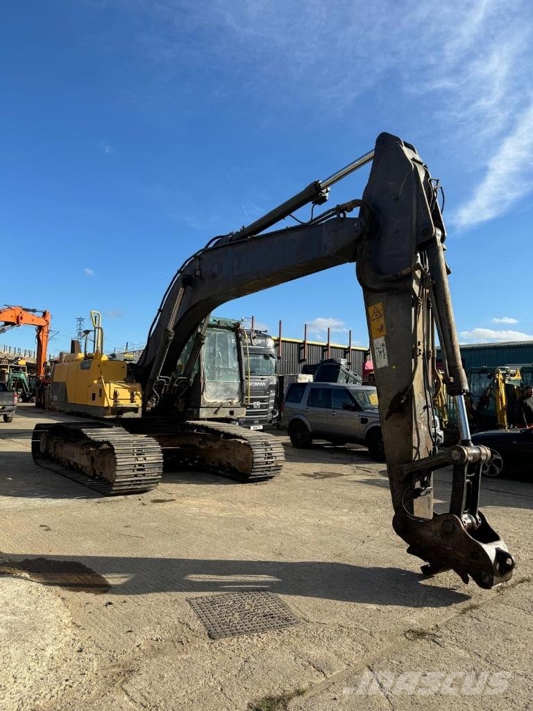 Volvo EC 220 DL Lánctalpas kotrók
