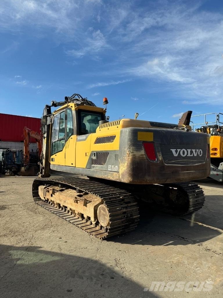 Volvo EC 220 DL Lánctalpas kotrók