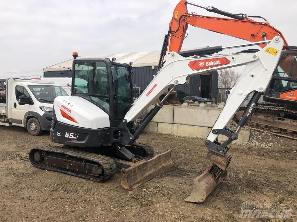 Bobcat E50 Z Mini kotrók < 7t