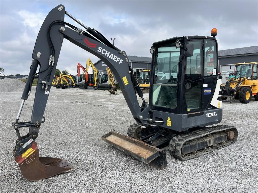 Schaeff TC 37-2 Mini kotrók < 7t