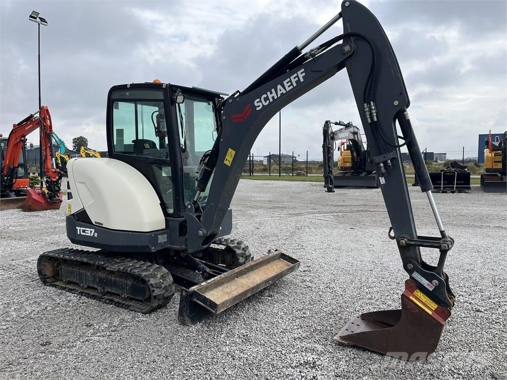 Schaeff TC 37-2 Mini kotrók < 7t
