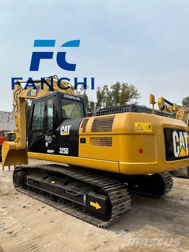 CAT 325 D Lánctalpas kotrók