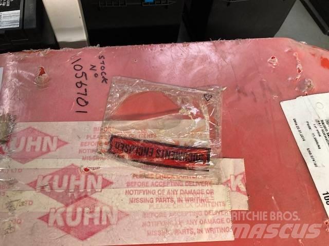 Kuhns Mfg SKID FIT széna- és takarmánygép tartozékok