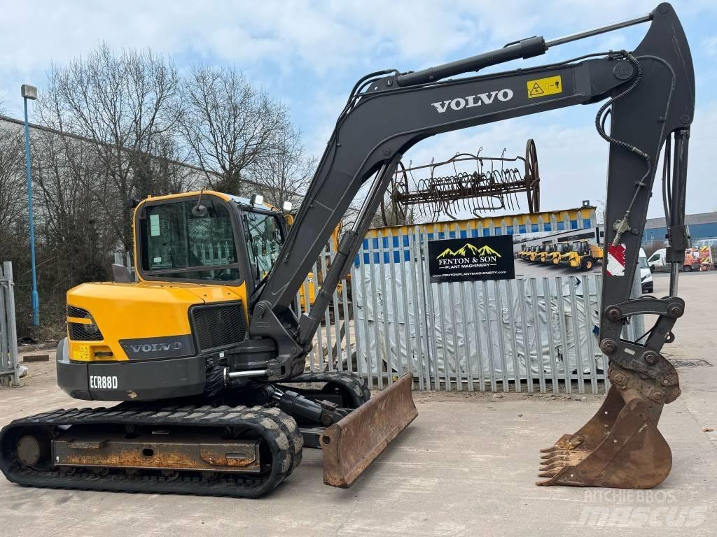 Volvo ECR 88 Közepes (midi) kotrók 7 t - 12 t