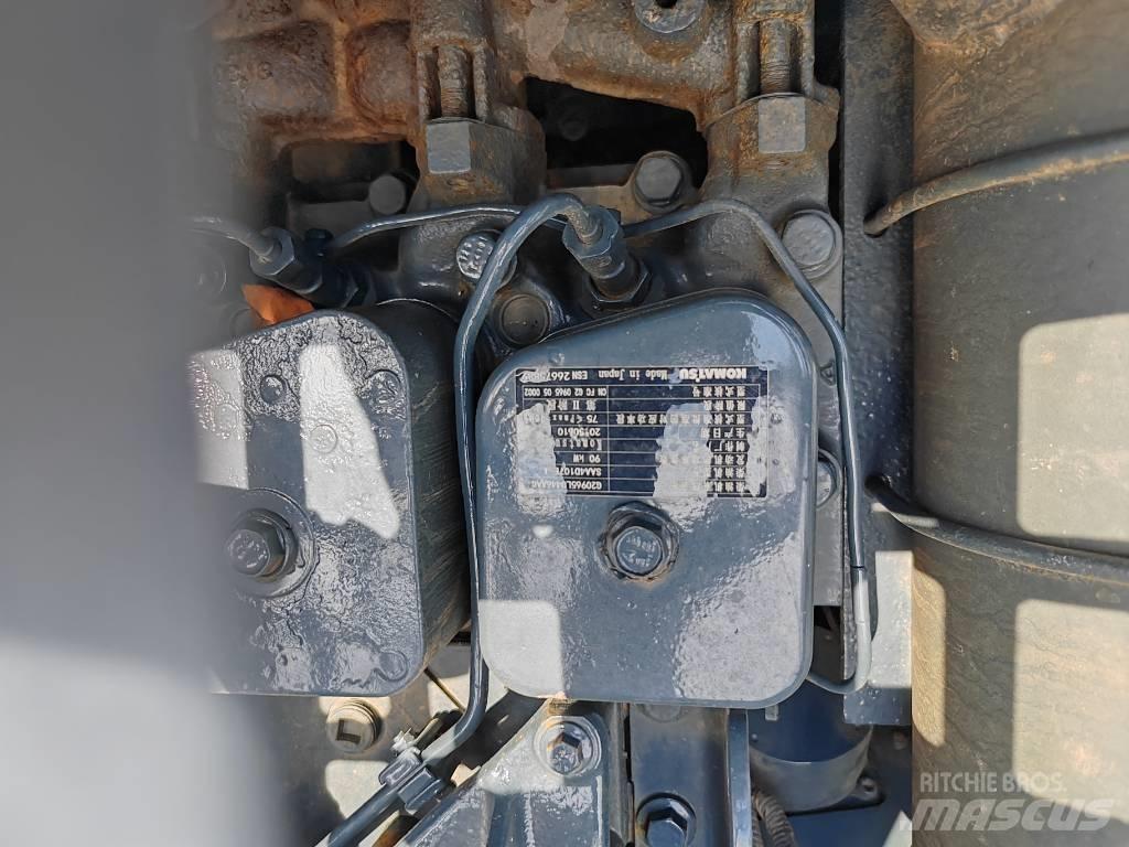 Komatsu PC160-8 Közepes (midi) kotrók 7 t - 12 t