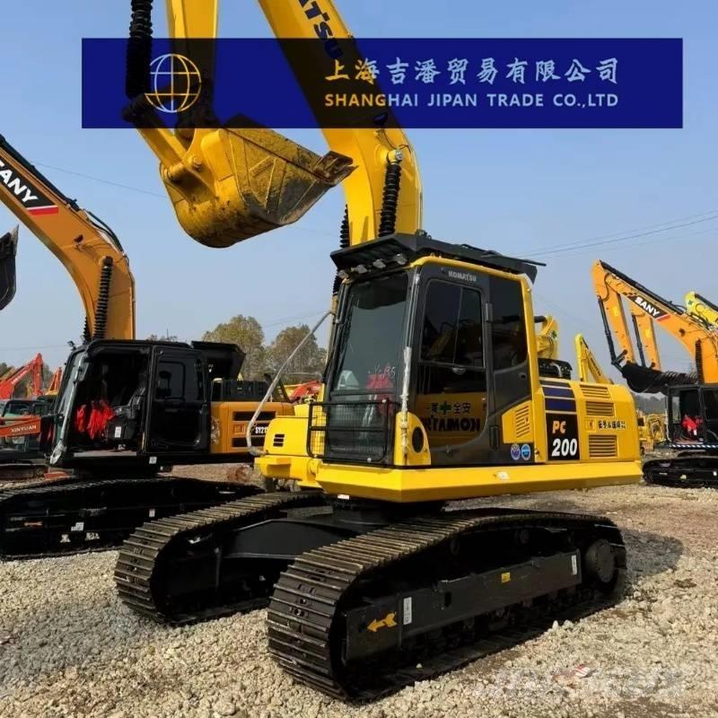 Komatsu PC 200-8 Lánctalpas kotrók