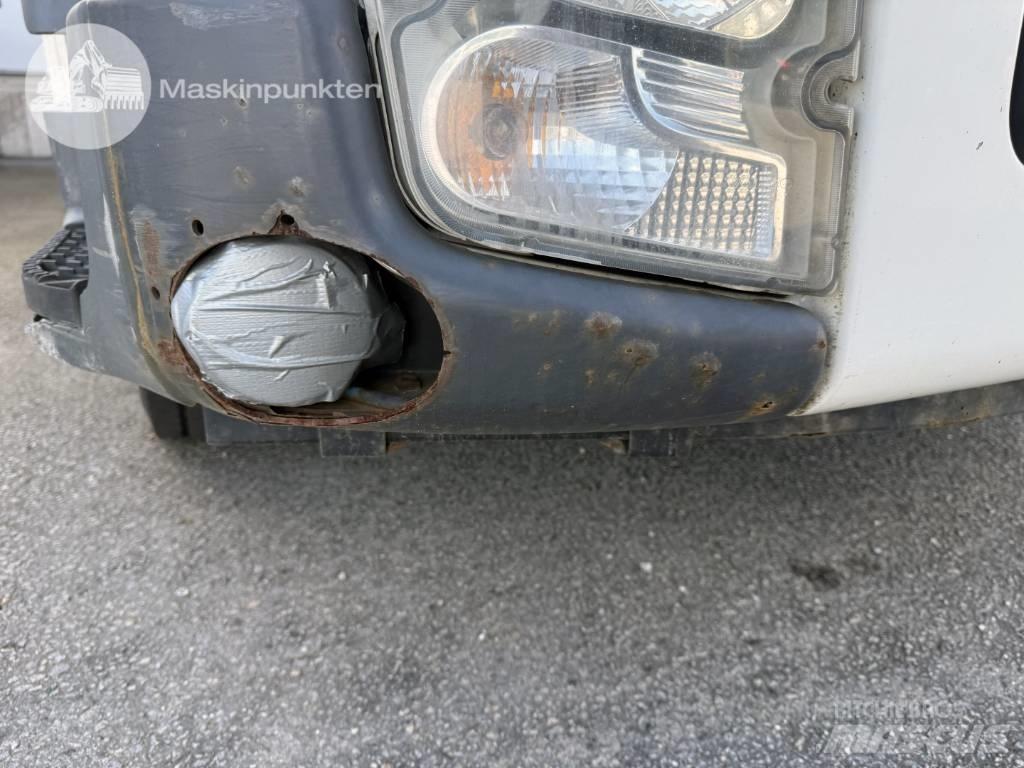 Volvo FL 240 Dobozos teherautók