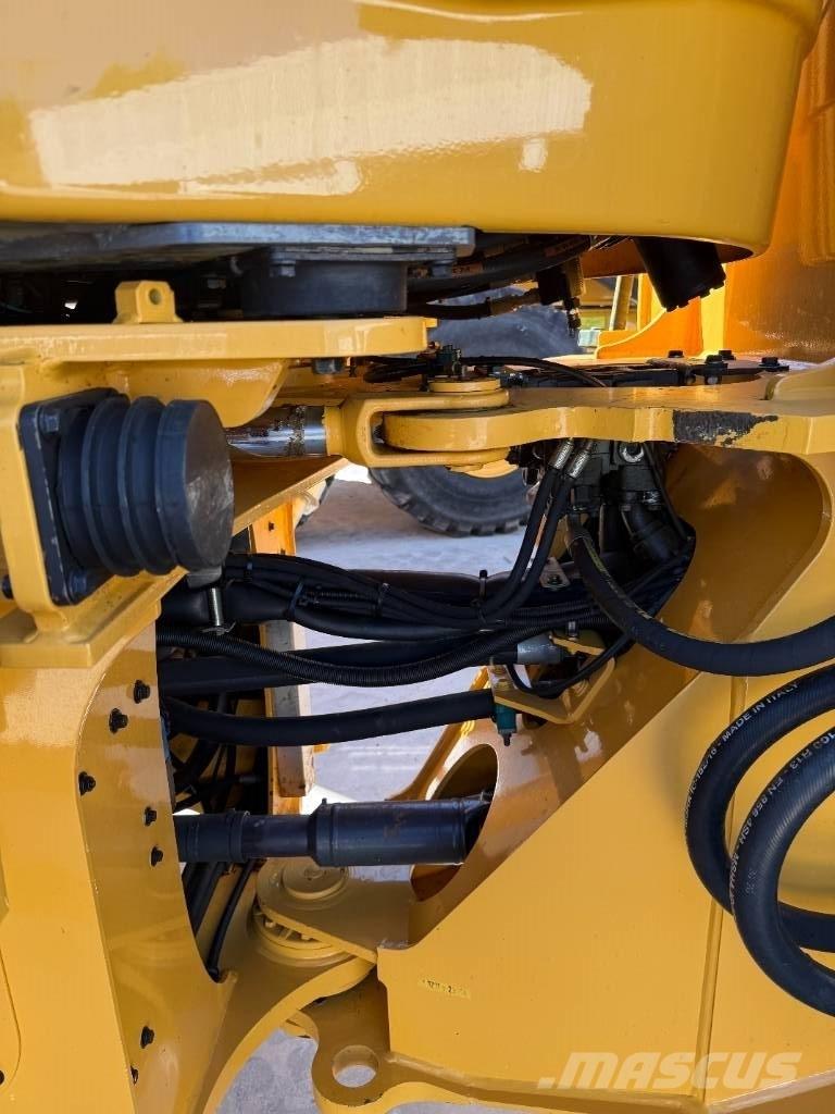 Volvo L 120 F Gumikerekes homlokrakodók