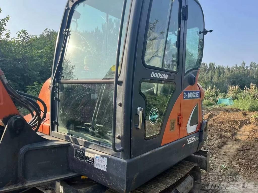 Doosan DX 55 Mini kotrók < 7t