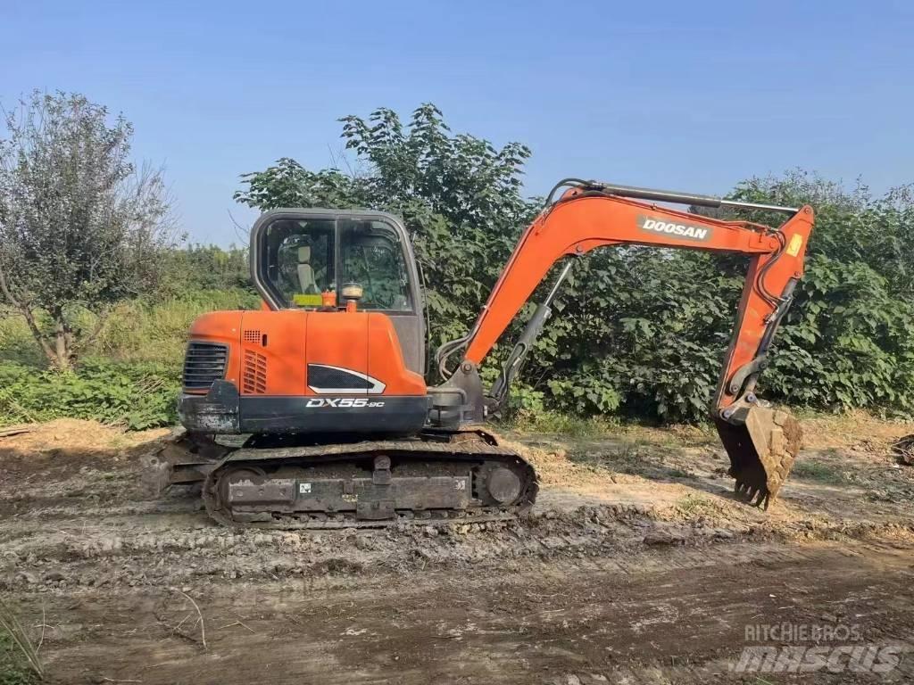 Doosan DX 55 Mini kotrók < 7t