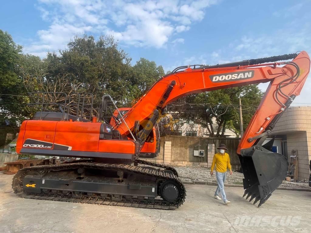 Doosan DX 300LCA Lánctalpas kotrók