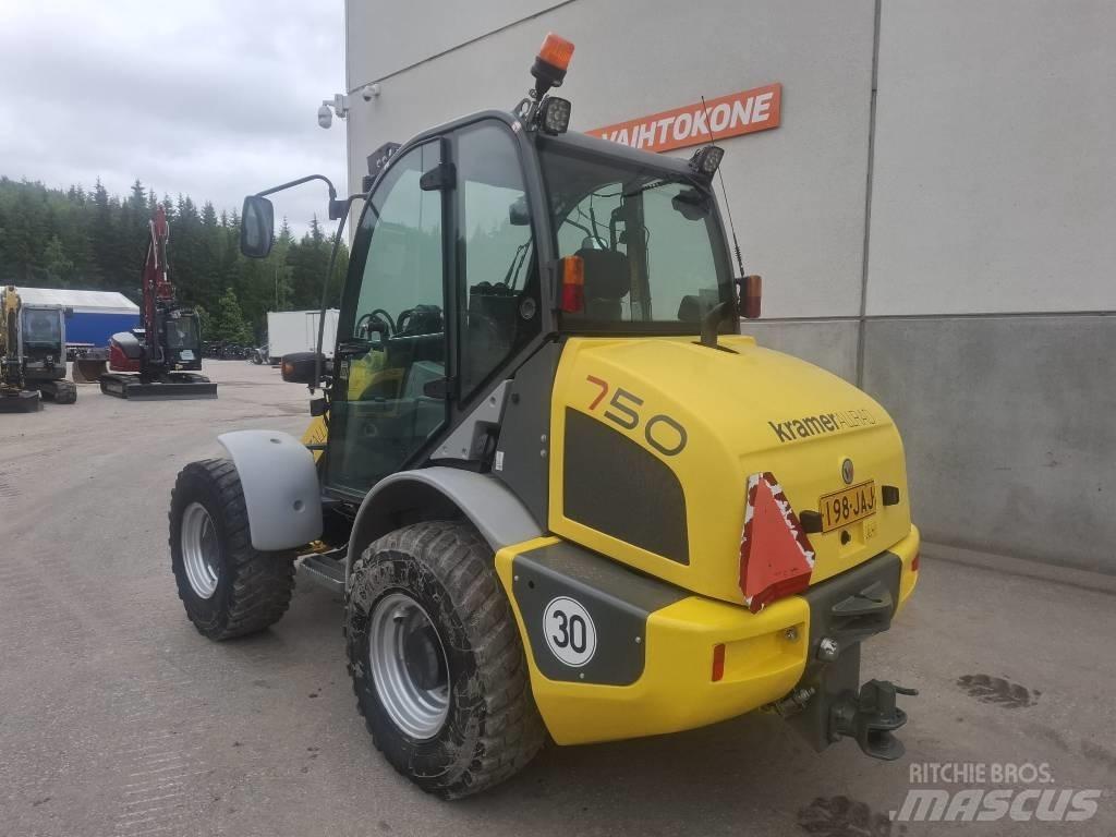 Kramer 750 Gumikerekes homlokrakodók