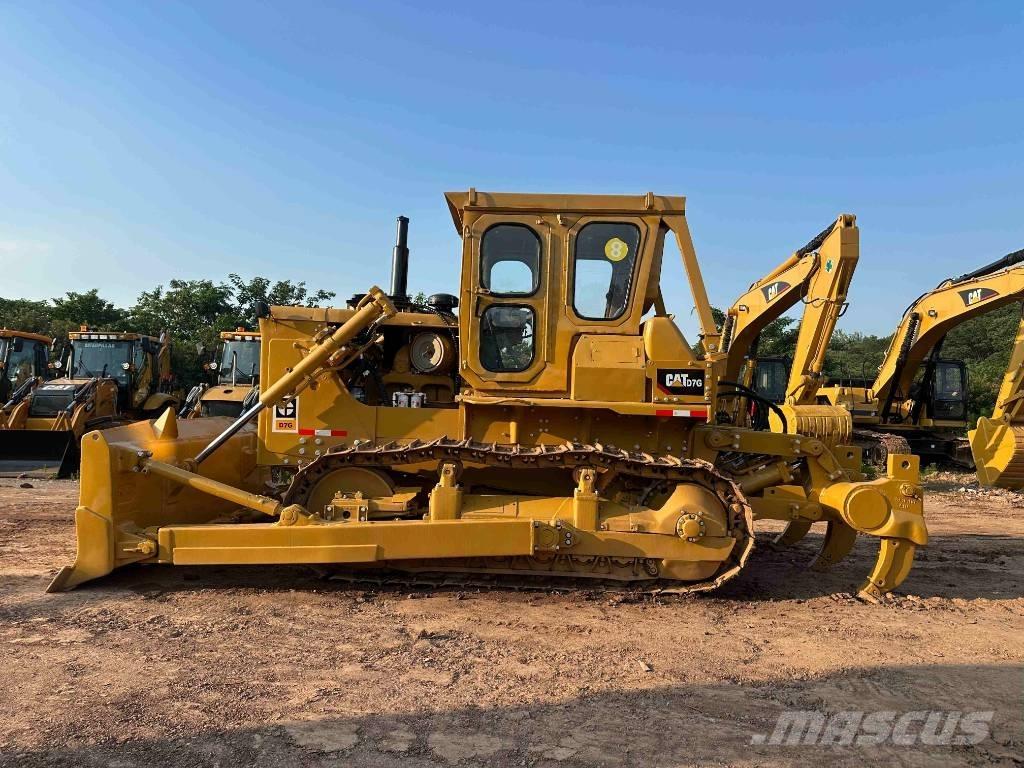 CAT D7G lánctalpas dózerek