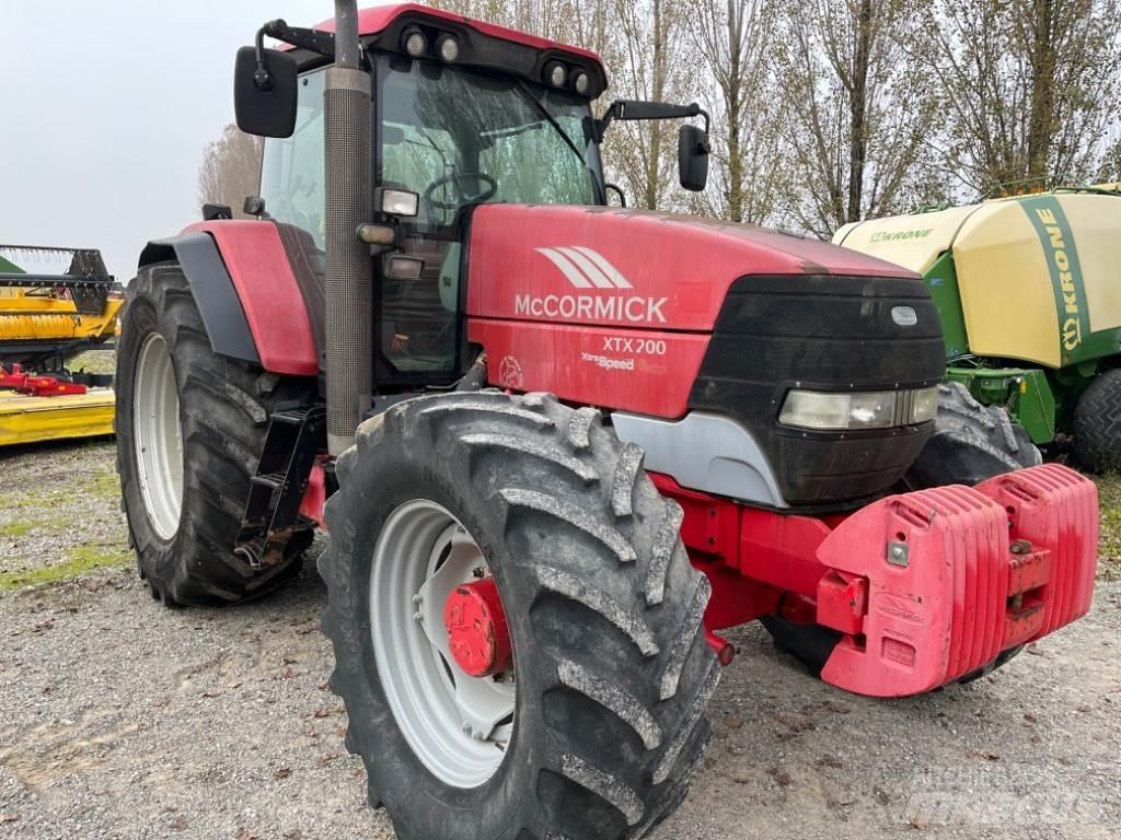 McCormick XTX 200 Traktorok