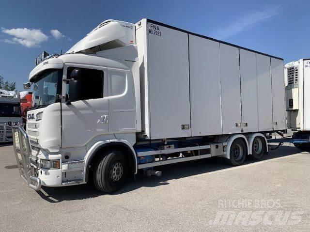 Scania R520 6x2 Dobozos teherautók