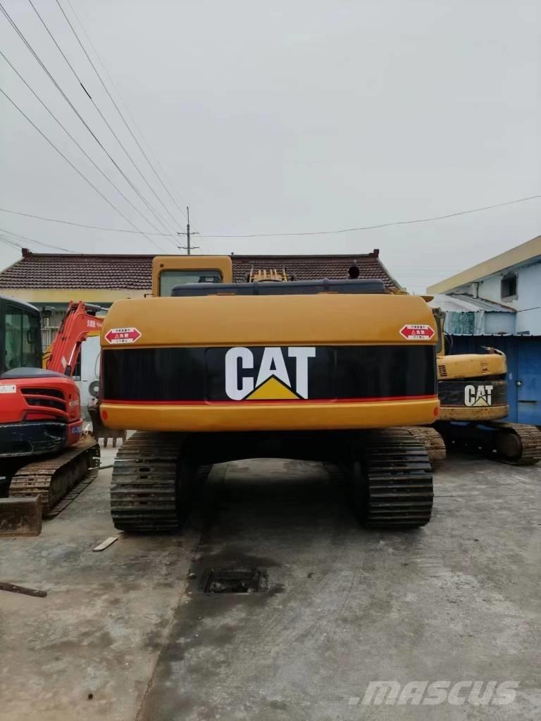 CAT 325 C Lánctalpas kotrók