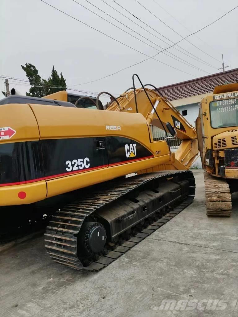 CAT 325 C Lánctalpas kotrók