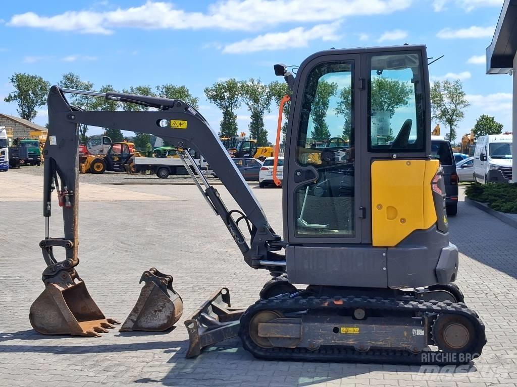 Volvo EC 35 Mini kotrók < 7t