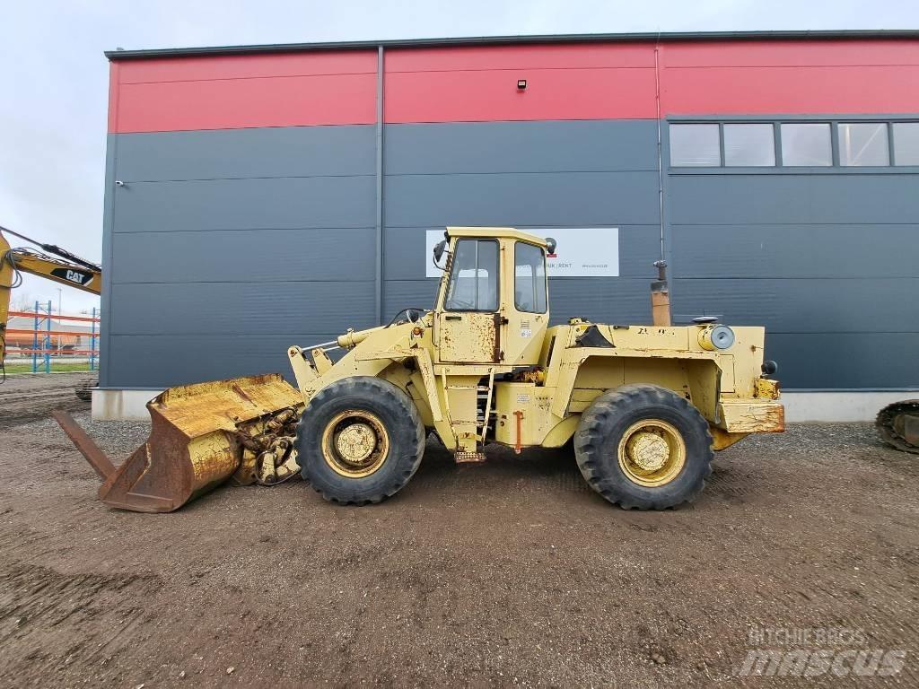 Zettelmeyer ZL2002 Gumikerekes homlokrakodók