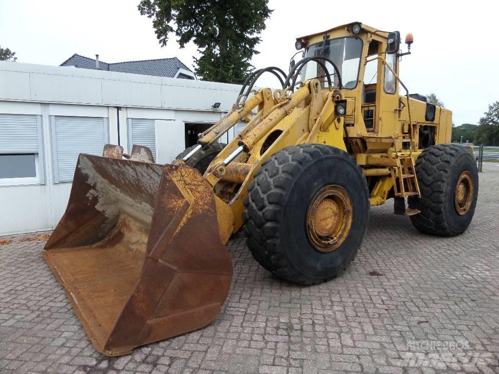 Volvo BM 4600 Gumikerekes homlokrakodók