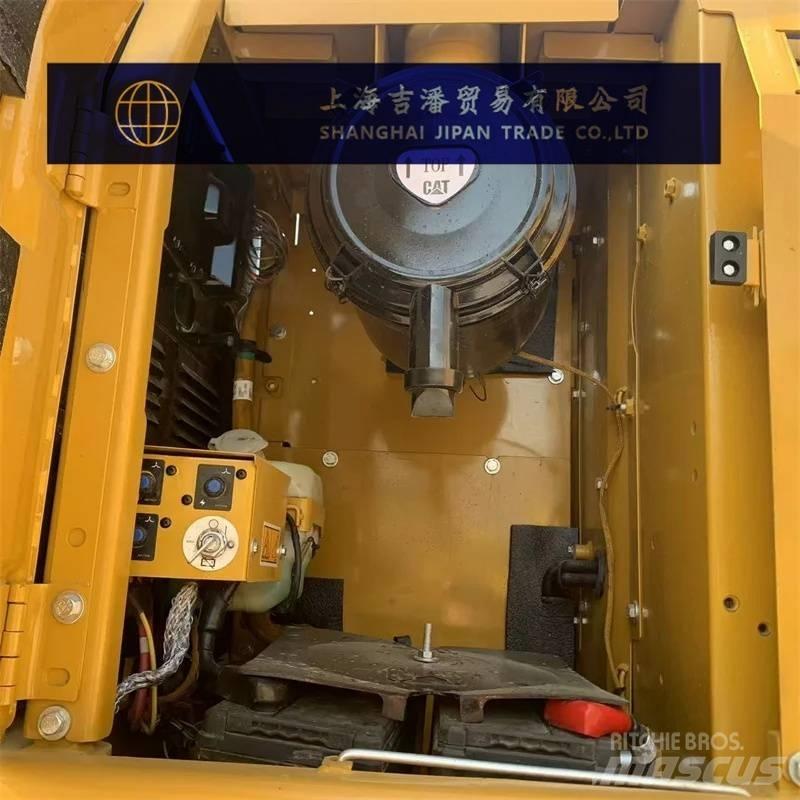 CAT 320 GC Lánctalpas kotrók