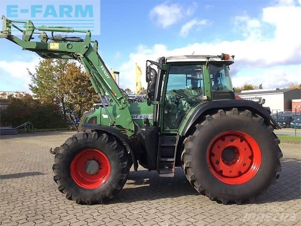 Fendt 820 vario Traktorok