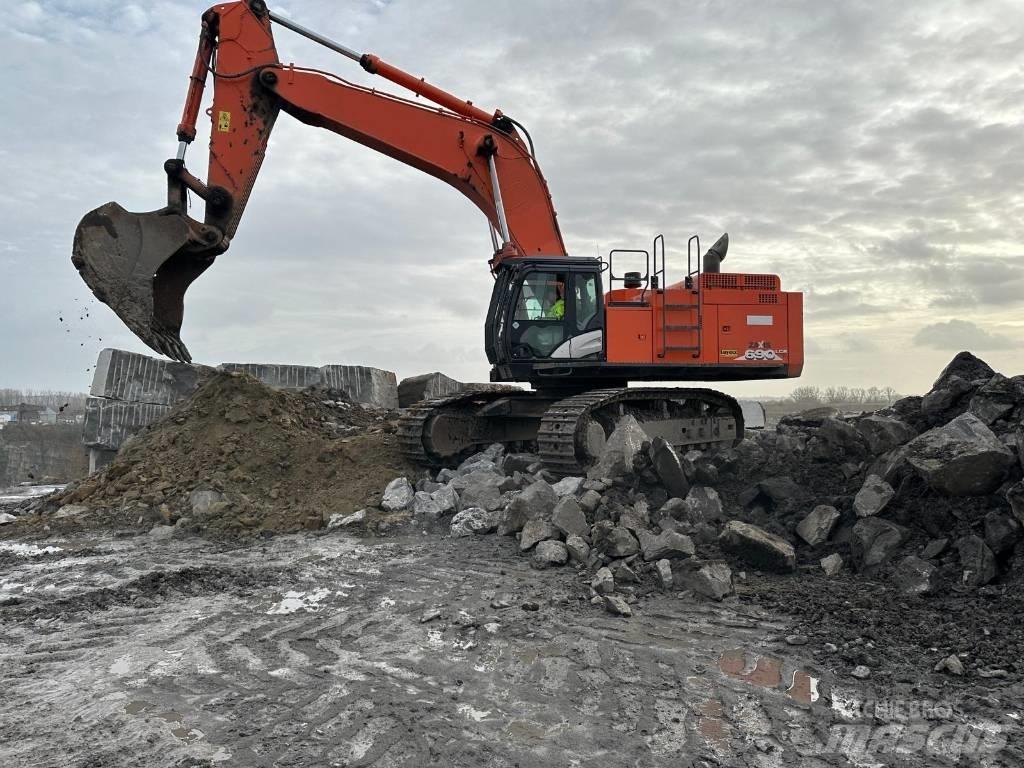 Hitachi ZX690 LCR - 6 Lánctalpas kotrók