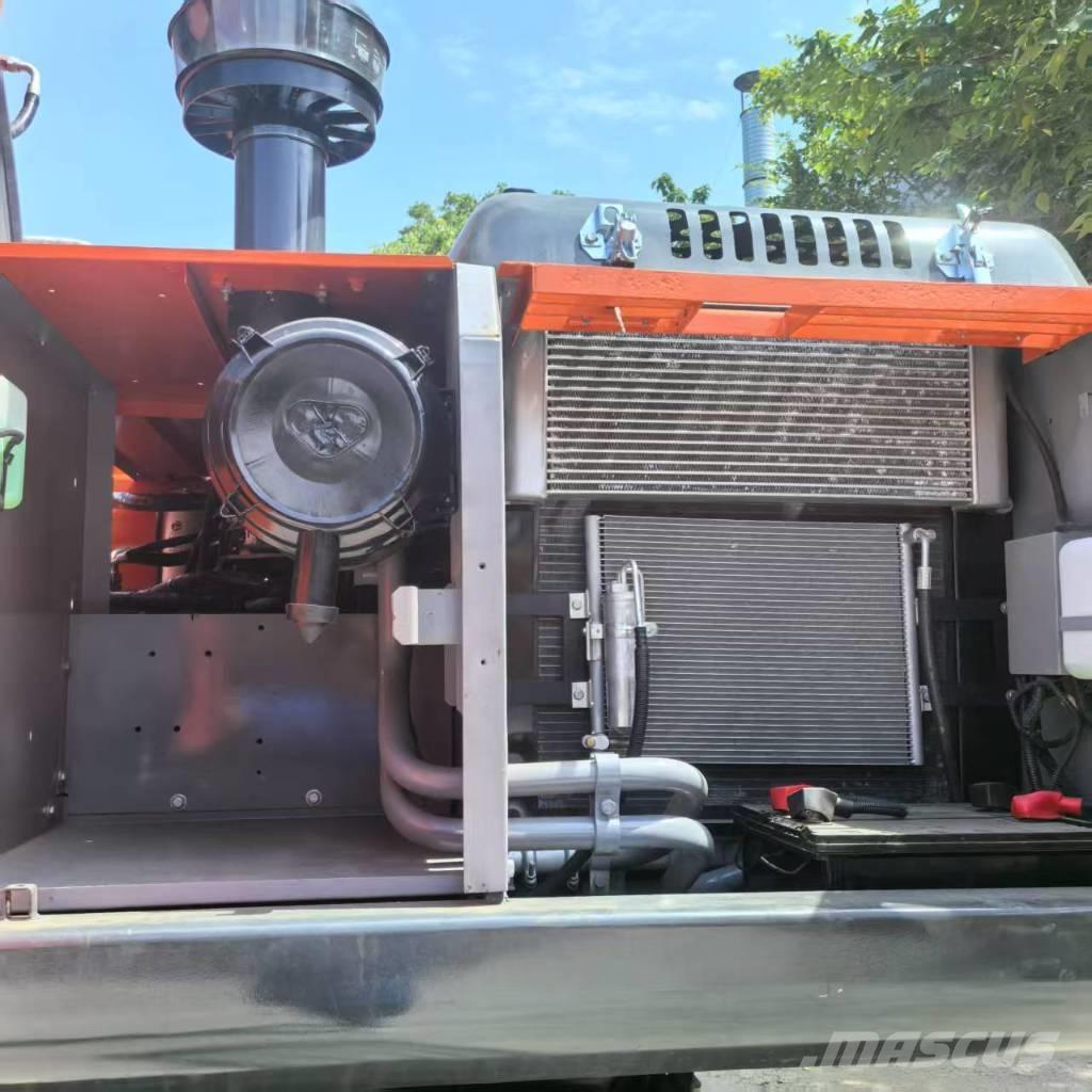 Hitachi ZX 200-3 G Lánctalpas kotrók