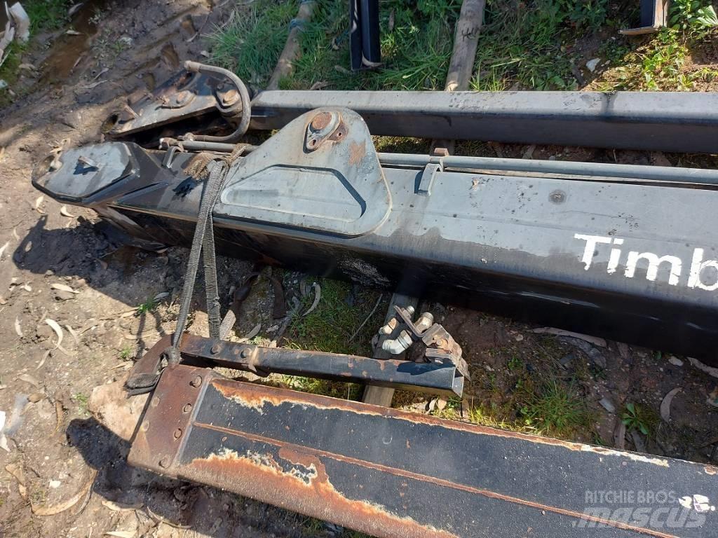 Loglift 210 Kihordó daruk